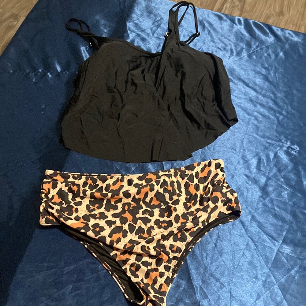 SouqFone Ruffled Flounce Top with High Waisted Bottom Bikini Set Size: XXL * - Picture 5 of 15